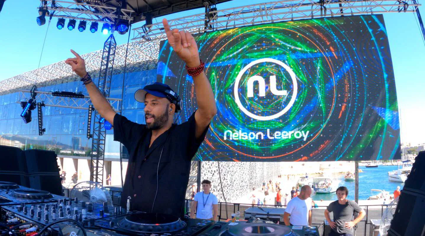 Nelson Leeroy performing at Watts Summer Festival