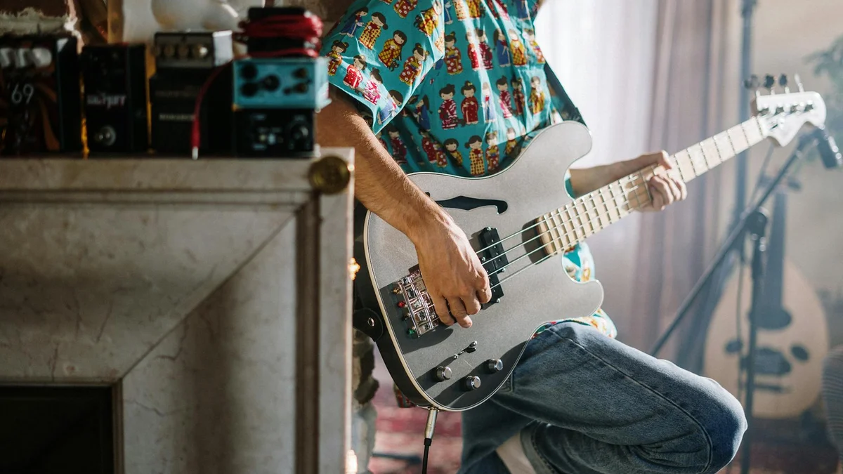 Integrating Live Elements into Your Electronic Music: A Complete Guide